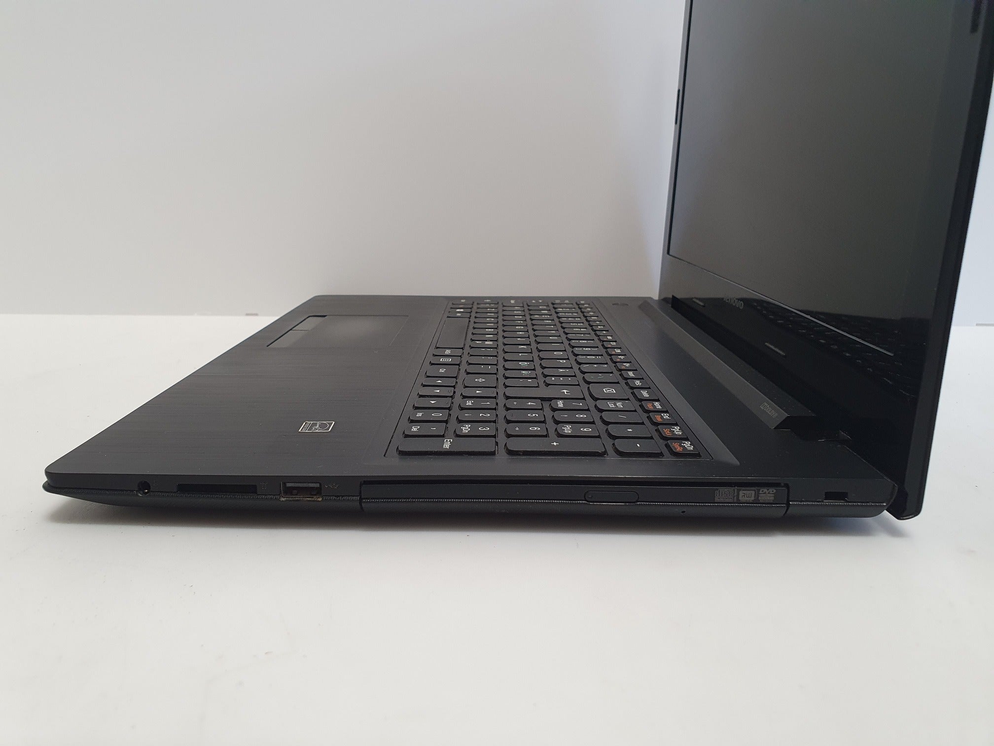 Lenovo G50-45 notebook /15.6 inches/ Intel Celeron N2830/ 8 GB/ 120 GB SSD